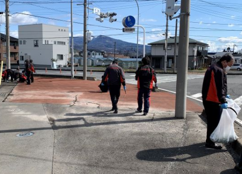 群馬ダイハツ まえばし吉岡店 地域清掃