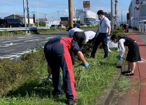 群馬ダイハツ 高崎北店 地域清掃